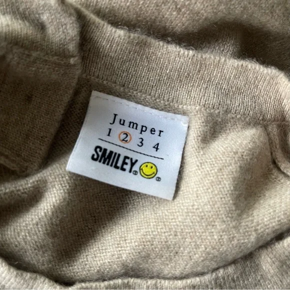 Smiley 100% Cashmere Oatmeal Crewneck Sweater Jumper Small - Picture 6 of 8